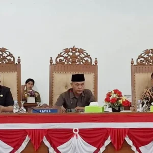Rapat Paripurna Nota Pengantar Penjelasan Bupati Terhadap 6 Raperda Tahun 2024 Rapat Paripurna Nota Pengantar Penjelasan Bupati Terhadap 6 Raperda Tahun 2024