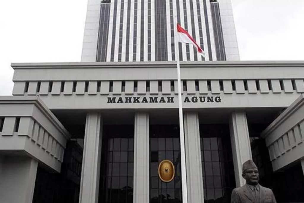 Cegah Kebocoran Data Pribadi Terkait Pinjol, MA Kabulkan Kasasi 19 Orang Dugaan Suap Terkuak, MA Bentuk Tim Periksa Hakim Kasasi