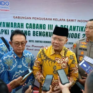 Dorong Efisiensi dan Produktivitas Sawit, Gubernur Rohidin Ajak Pengusaha Bergabung Dengan GAPKI
