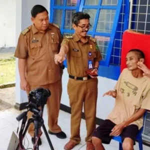 Dukcapil Kota Bengkulu Lanjutkan Aksi Jemput Bola e-KTP Elektronik Untuk ODGJ Dukcapil Kota Bengkulu Lanjutkan Aksi Jemput Bola e-KTP Elektronik Untuk ODGJ