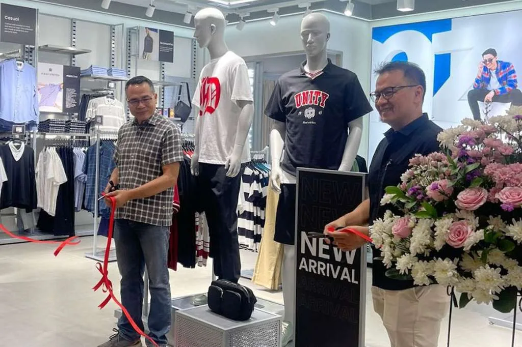 Kembangkan Sayap, Manzone Buka Showroom Baru di Metropolitan Mall Bekasi