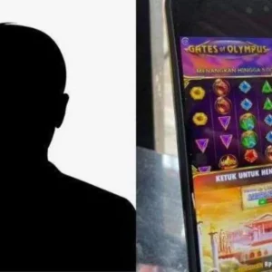 Pemeriksaan Benny Rhamdani Sebut Sosok T Dalam Kasus Judi Online  Pegawai Komdigi Ditangkap Terkait Kasus Judi Online, Polri Dalami Penyelidikan