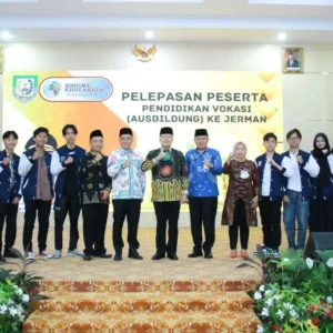 Pemprov Bengkulu Kembangkan SDM Lewat Program Kuliah dan Kerja di Jerman Pemprov Bengkulu Kembangkan SDM Lewat Program Kuliah dan Kerja di Jerman