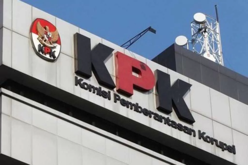 Terkait Korupsi DJKA Jawa Timur, Hasto Kristiyanto Dipanggil KPK  KPK Periksa Saksi Kasus Korupsi PT Telkom, Kerugian Negara Miliaran Rupiah Terkait Dugaan Suap Abdul Gani Kasuba, KPK Tangkap Muhaimin Syarif Proses Telaah Laporan Gratifikasi Kaesang Selesai, KPK Segera Umumkan Honor Hakim Diduga Dikorupsi, IPW Laporkan ke KPK Setyo Budiyanto Resmi Terpilih Sebagai Ketua KPK 2024-2029