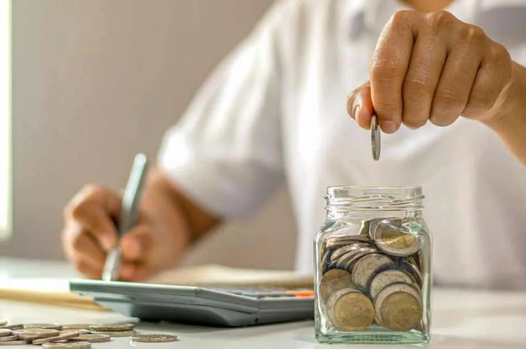 Tiga Tips Penting Gen Z dalam Mengelola Keuangan Secara Bijak