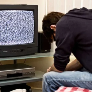Doyan Nonton TV? Hati-hati Rentan Terkena Penyakit Ini Doyan Nonton TV? Hati-hati Rentan Terkena Penyakit Ini