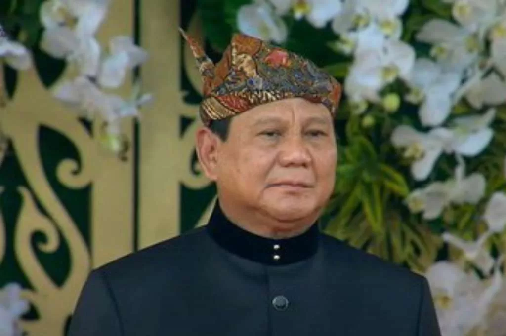 HUT RI ke-79 di IKN, Prabowo Kenakan Busana Khas Jawa Prabowo: Caci Maki Bertentangan dengan Ajaran Agama dan Budaya