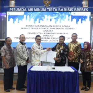 Pemkab Brebes Serahkan Dua Aset ke Perumda Tirta Baribis