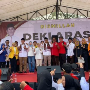 Tak Pandang Bulu, Benny-Farizal Menang Per Kepala Warga Kota Dapat 2 Juta Tak Pandang Bulu, Benny-Farizal Menang Per Kepala Warga Kota Dapat 2 Juta