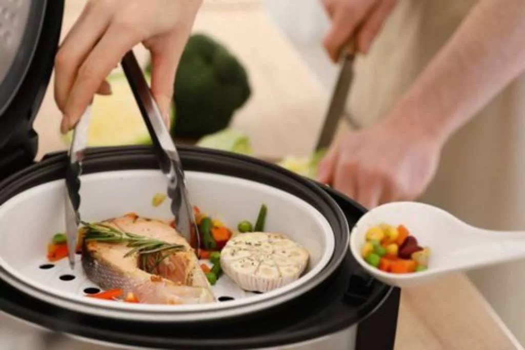 Tips Mengukus Makanan dengan Peralatan Minimalis di Rumah