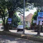 Alat Peraga Sosialisasi Pilkada 2024 di Kota Bengkulu Bebas Ditancapkan di Pohon?