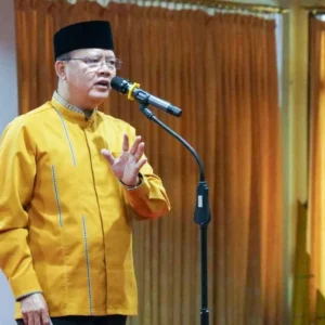 Gubernur Rohidin Berkomitmen Tingkatkan Kesejahteraan TKBM Pelabuhan Baai
