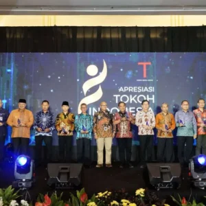 Gubernur Rohidin Terima Penghargaan Tempo untuk Pariwisata dan Budaya Gubernur Rohidin Terima Penghargaan Tempo untuk Pariwisata dan Budaya