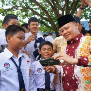 Jambore Literasi 2024, Pemprov Bengkulu Dorong Kreativitas dan Kritis Generasi Muda Jambore Literasi 2024, Pemprov Bengkulu Dorong Kreativitas dan Kritis Generasi Muda