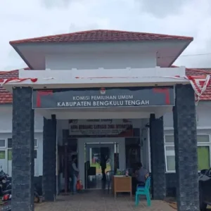 KPU RI Resmi Layangkan SK Peringatan Keras Untuk Ketua KPU Kabupaten Bengkulu Tengah KPU RI Resmi Layangkan SK Peringatan Keras Untuk Ketua KPU Kabupaten Bengkulu Tengah
