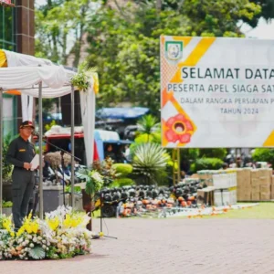 Persiapan Pilkada, Gubernur Rohidin Pimpin Apel Siaga Satlinmas