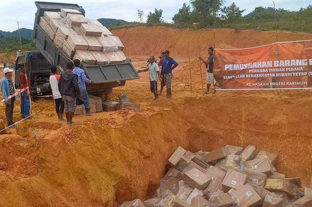 30 Juta Batang Rokok Sitaan Negara di Kejari Karimun 'Menghilang'