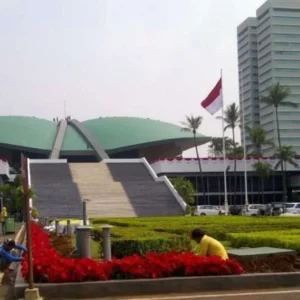 DPR Dinilai Tak Perlu Tambah Komisi Meski Kementerian Bertambah Komisi VII DPR: PPN 12% Hanya untuk Barang Mewah