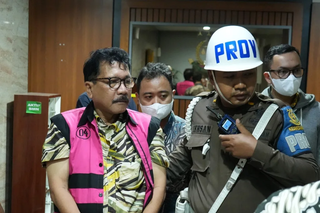 Eks Pejabat MA Ditangkap, Kejagung Sita Uang Dollar Hingga Emas Batangan