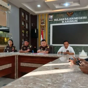 Kasus Dugaan Korupsi Dinas LH Karimun Tinggal Penetapan Tersangka Kasus Dugaan Korupsi Dinas LH Karimun Tinggal Penetapan Tersangka