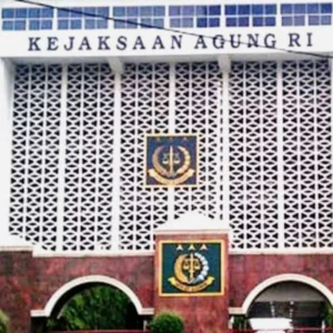 Kejagung Sita Miliaran Rupiah dari Kasus Suap Vonis Bebas Ronald Tannur Kejagung OTT 3 Hakim PN Surabaya, Ini Faktanya Kejagung Selidiki Dugaan Suap di PN Surabaya, Ronald Tannur Segera Diperiksa