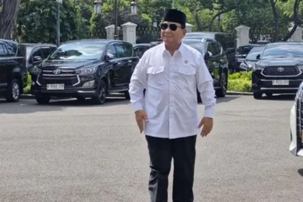 Prabowo Tinjau Fasilitas Produksi Makanan Bergizi untuk Pelajar di Magelang