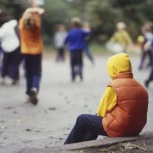 Punya Teman Pendiam? Ternyata Ini Rahasia Teman Introvertmu Punya Teman Pendiam? Ternyata Ini Rahasia Teman Introvertmu