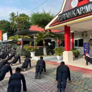 Tingkatkan Kemampuan, Polsuspas Rutan Karimun Latih Kebugaran Fisik Tingkatkan Kemampuan, Polsuspas Rutan Karimun Latih Kebugaran Fisik