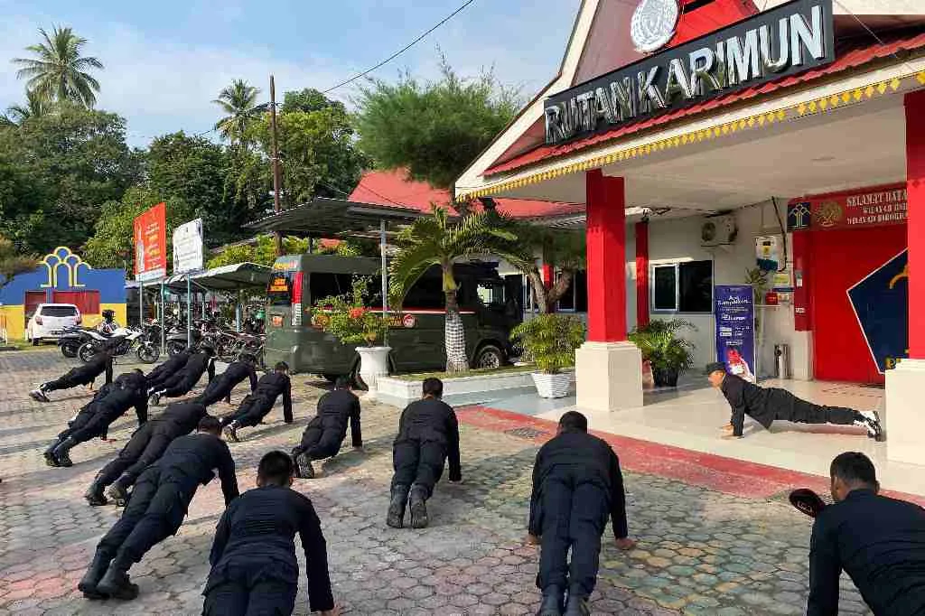 Tingkatkan Kemampuan, Polsuspas Rutan Karimun Latih Kebugaran Fisik