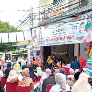 Hj.Nurmah Nugraha Resmikan Rumah Pemenangan "JAKARTADIL" Mas Pram-Bang Doel