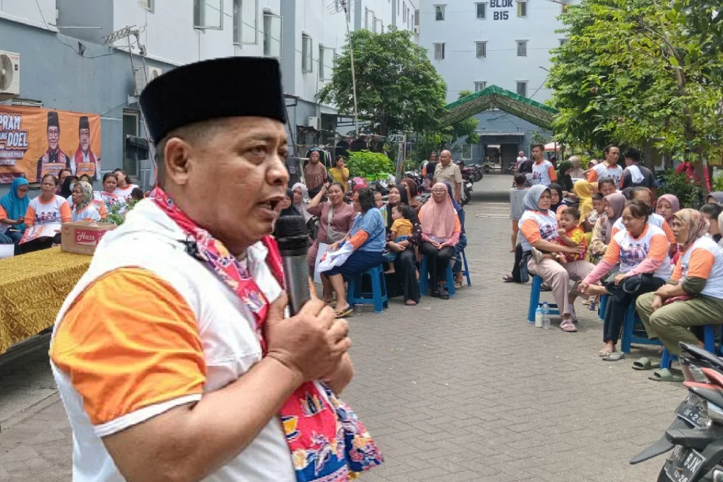 'JAKARTADIL' Mas Pram-Bang Doel Gelar Bazzar Murah di Kecamatan Cengkareng Jakbar