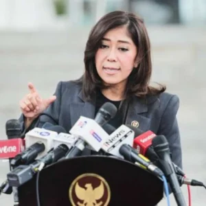 Menkomdigi Pecat 10 Pegawai Terkait Kasus Judi Online, Audit SOP Dimulai Menkomdigi Pecat 10 Pegawai Terkait Kasus Judi Online, Audit SOP Dimulai