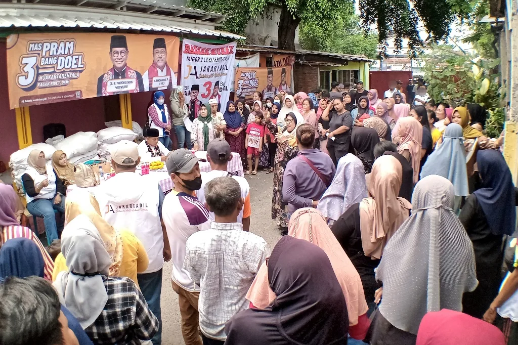 Ratusan Migor Digelontorkan JAKARTADIL di Kedoya Utara dan Kedoya Selatan