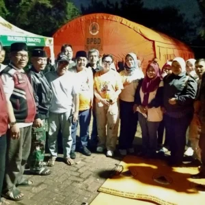 Relawan JAKARTADIL, Gercep Bantu Korban Kebakaran di Sukabumi Utara Jakbar
