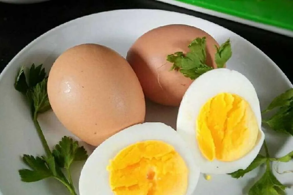 5 Makanan Malam untuk Metabolisme dan Tidur Berkualitas Telur, Sumber Protein Terjangkau yang Aman Dikonsumsi Setiap Hari?
