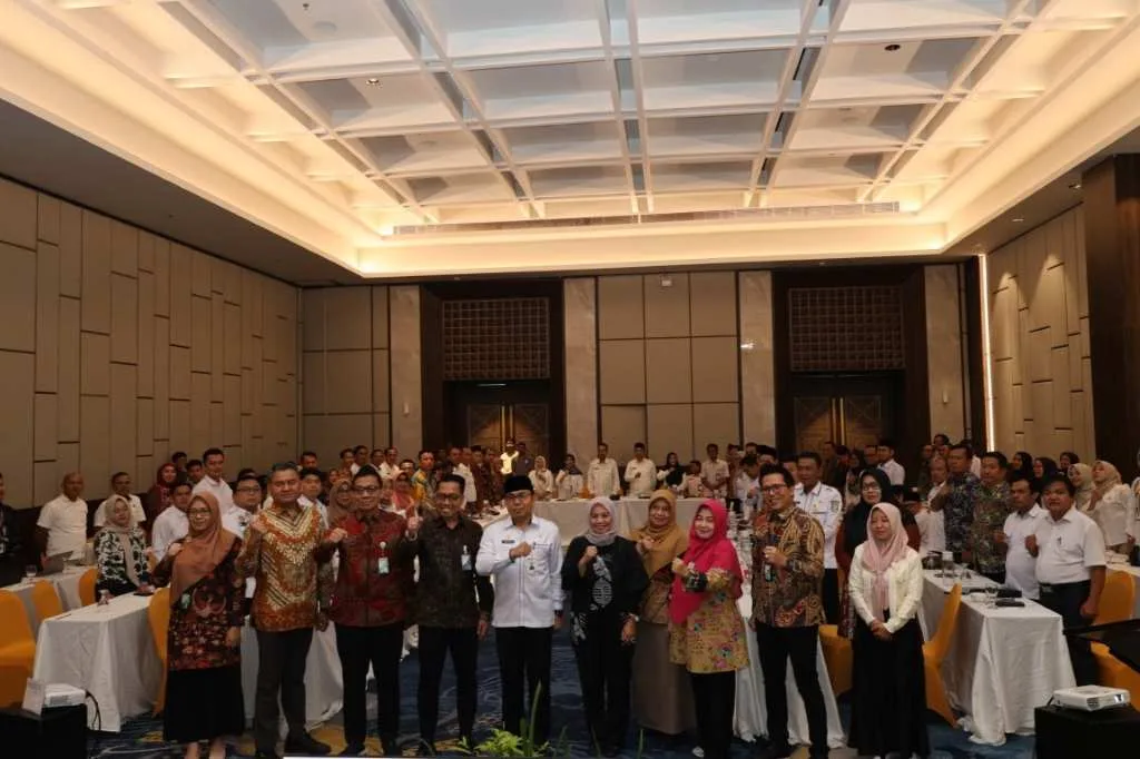 Kepala Disnakertrans Provinsi Bengkulu Hadir Dalam Monitoring dan Evaluasi Bersama Kemenko PKM Kepala Disnakertrans Provinsi Bengkulu Hadir Dalam Monitoring dan Evaluasi Bersama Kemenko PKM