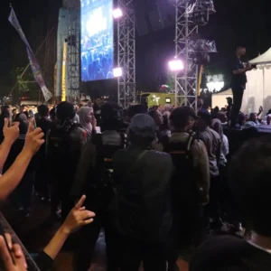 Ratusan Personel Diterjunkan, Konser Bertajuk Gempur Rokok Ilegal Berjalan Aman Ratusan Personel Diterjunkan, Konser Bertajuk Gempur Rokok Ilegal Berjalan Aman