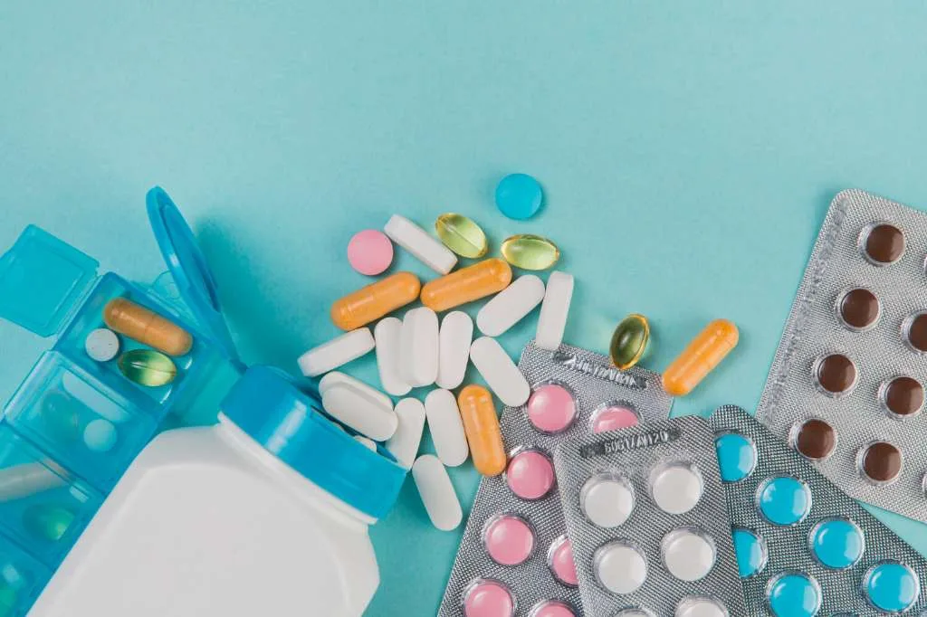 Aturan Konsumsi Obat, Bolehkah Minum Obat dengan Perut Kosong?