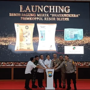 Kapolres Blitar Dampingi Kapolda Jatim Launching Benih Jagung Merek Bhayangkara Kapolres Blitar Dampingi Kapolda Jatim Launching Benih Jagung Merek Bhayangkara