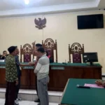 Lempar Piring Saat Diskusi, Perangkat Desa Renah Semanek Digeret ke Meja Hijau