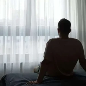Mengapa Beberapa Orang Cenderung Menutup Diri Saat Menghadapi Masalah? Mengapa Beberapa Orang Cenderung Menutup Diri Saat Menghadapi Masalah?