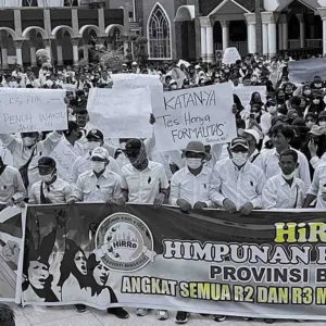 Sisi Gelap Unjuk Rasa Ribuan Honorer di Bengkulu, Diwarnai Pengancaman Oknum Pejabat Sisi Gelap Unjuk Rasa Ribuan Honorer di Bengkulu, Diwarnai Pengancaman Oknum Pejabat