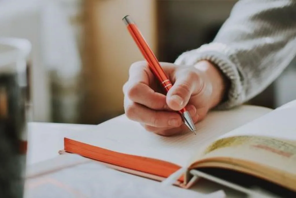 Tips Menulis Artikel Untuk Penulis Pemula