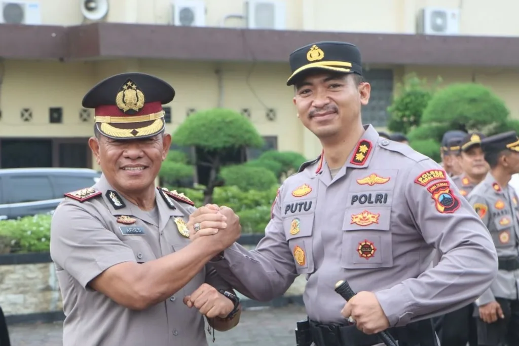 37 Tahun Mengabdi, Kompol Aris Heriyanto Raih Penghargaan Kenaikan Pangkat Pengabdian