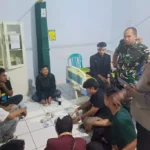 Dandim 0407 Bawa 4 Mahasiswa ke RS Pasca Pecahnya Demonstrasi di DPRD Provinsi Bengkulu