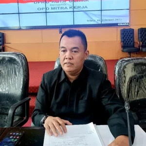 DPRD Kota Blitar dan OPD Gelar Rapat Gabungan: Hidupkan Pasar Legi Dengan Berbagai Event DPRD Kota Blitar dan OPD Gelar Rapat Gabungan: Hidupkan Pasar Legi Dengan Berbagai Event