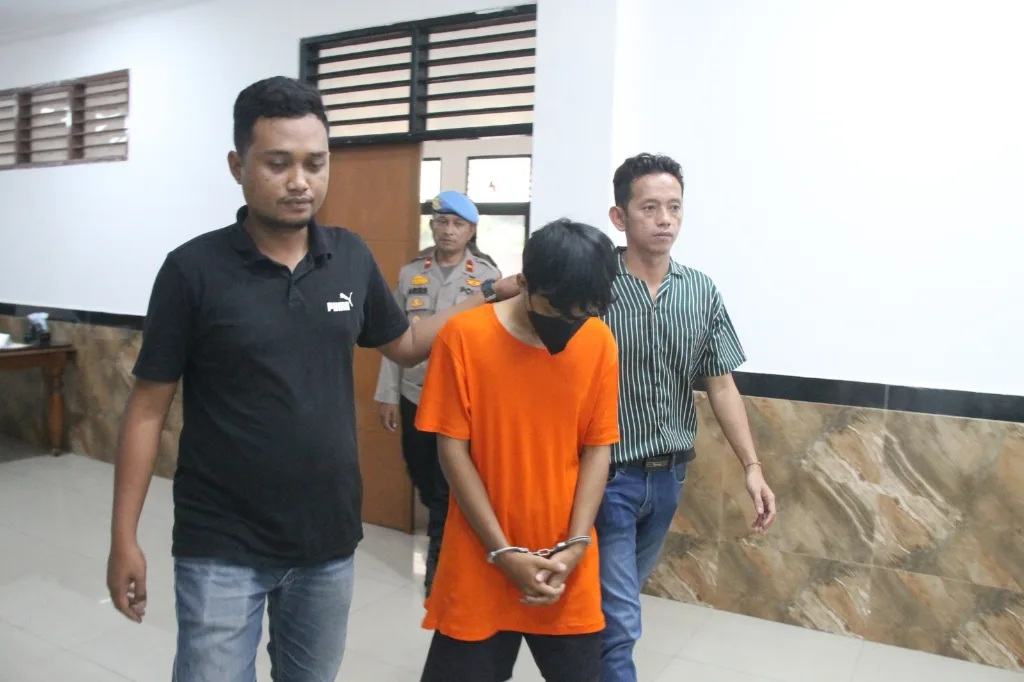 Driver Online Shop Nekat Jadi Bandar Sabu, Polisi Amankan 643 Gram
