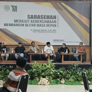 Gus Tamim Gelar Serasehan Bersama Media: Pers Memiliki Peran Penting Mengawal Pemerintahan