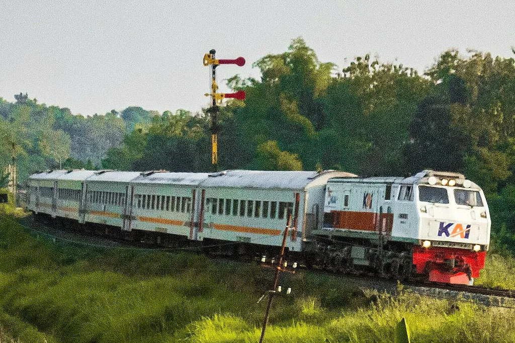 Jelang Lebaran 2025, Ratusan Ribu Tiket Kereta Api Sudah Dipesan