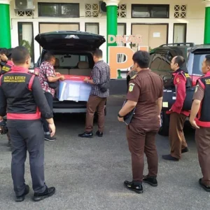 Kejari Geledah Kantor Dinas PUPR Kabupaten Blitar: Usut Dugaan Korupsi Proyek Dam Kali Bentak